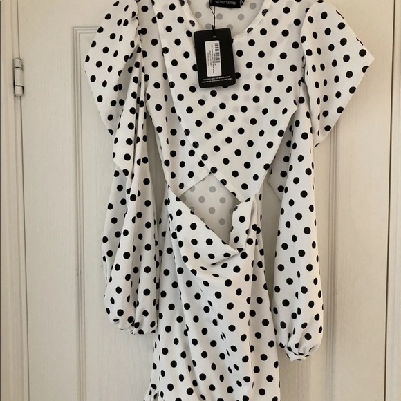 Pretty little thing dress size 6 - Picture 3 of 3